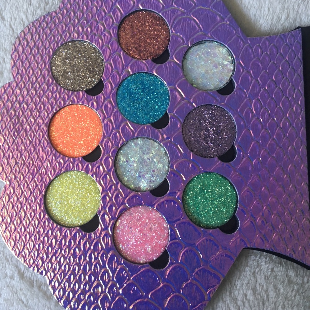 Glitter Injections Pressed EyeShadow Palette